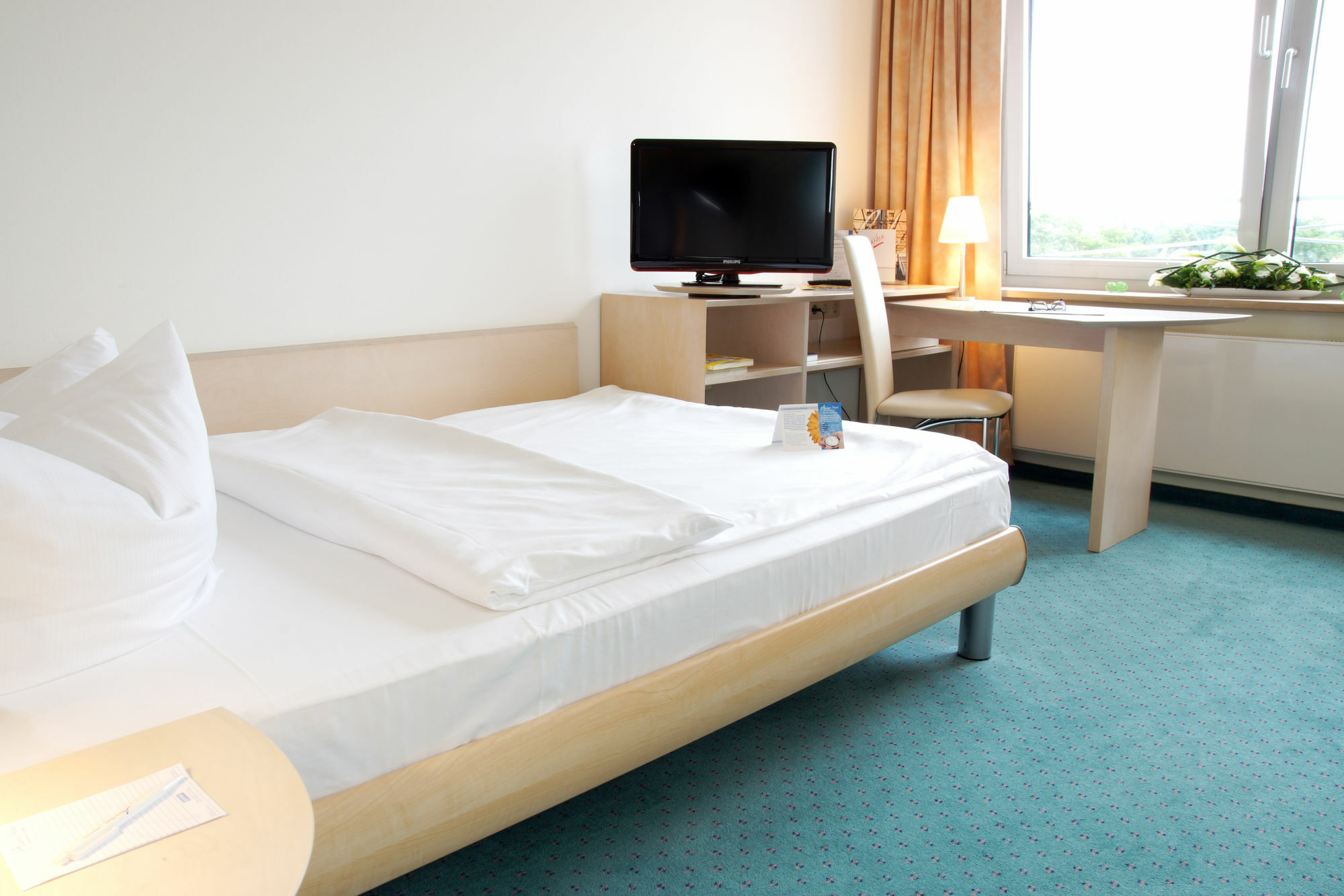 Atlanta Hotel Leipzig Гросспёзна Экстерьер фото