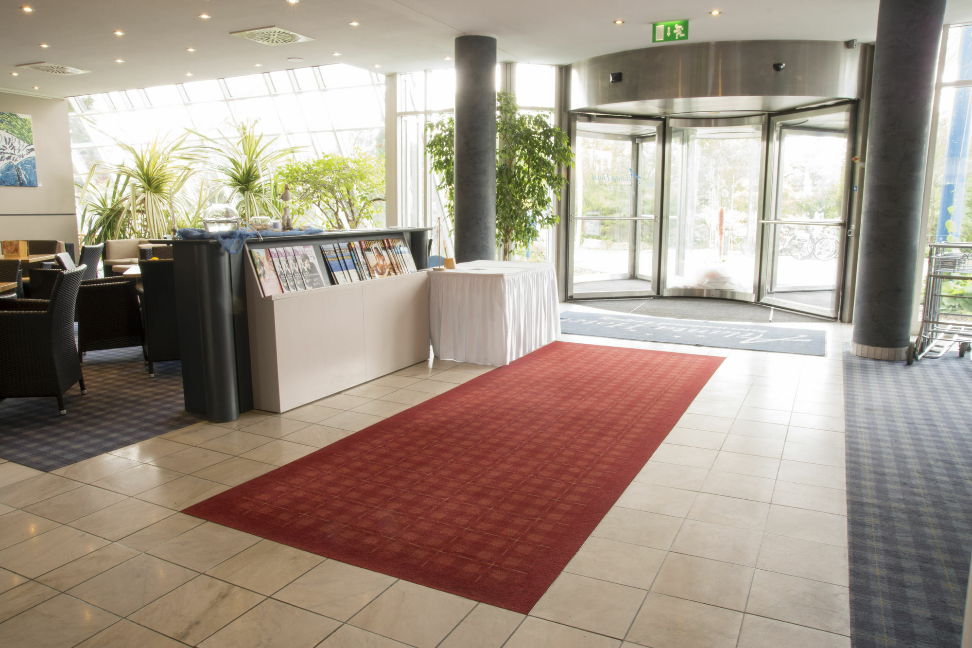 Atlanta Hotel Leipzig Гросспёзна Экстерьер фото